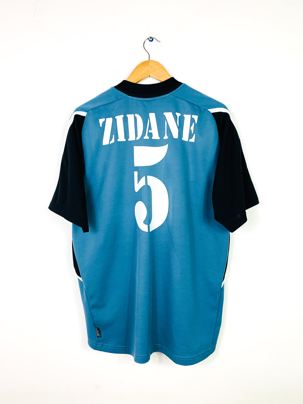 REAL MADRID 2001/2002 THIRD SHIRT #5 ZIDANE [L]