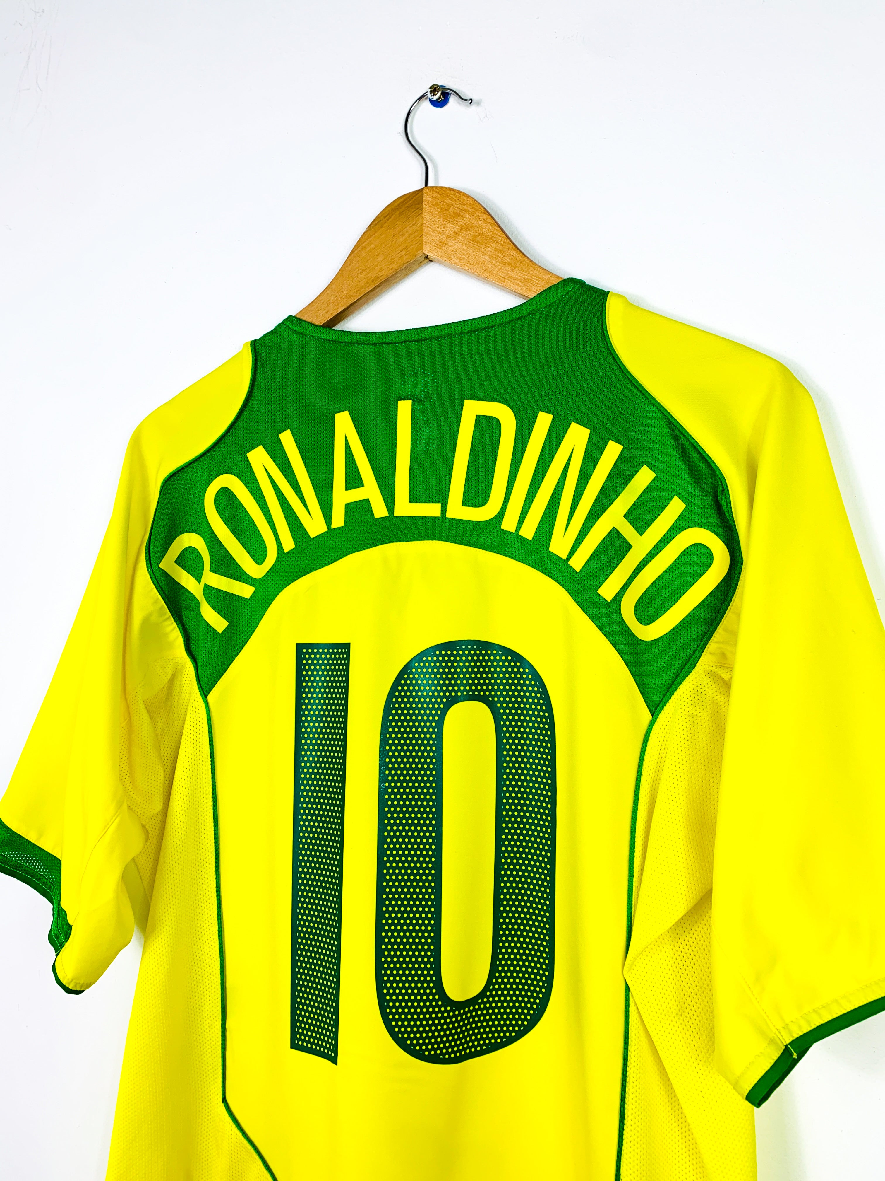 BRAZIL 2004/2006 HOME SHIRT #10 RONALDINHO [L]