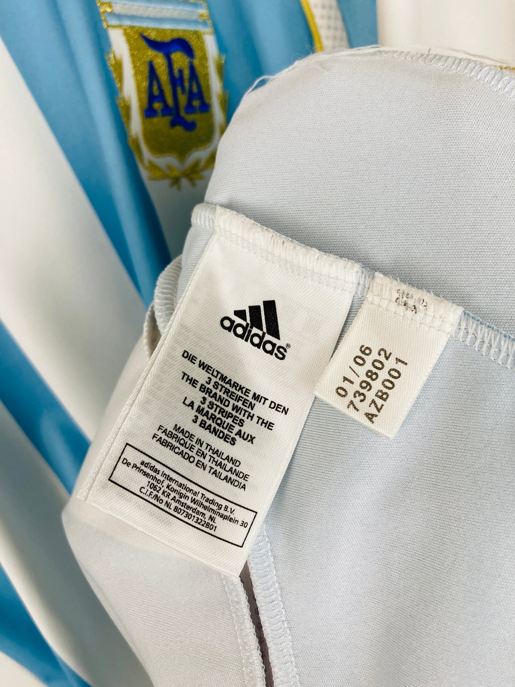 ARGENTINA 2005/2007 HOME SHIRT #19 MESSI