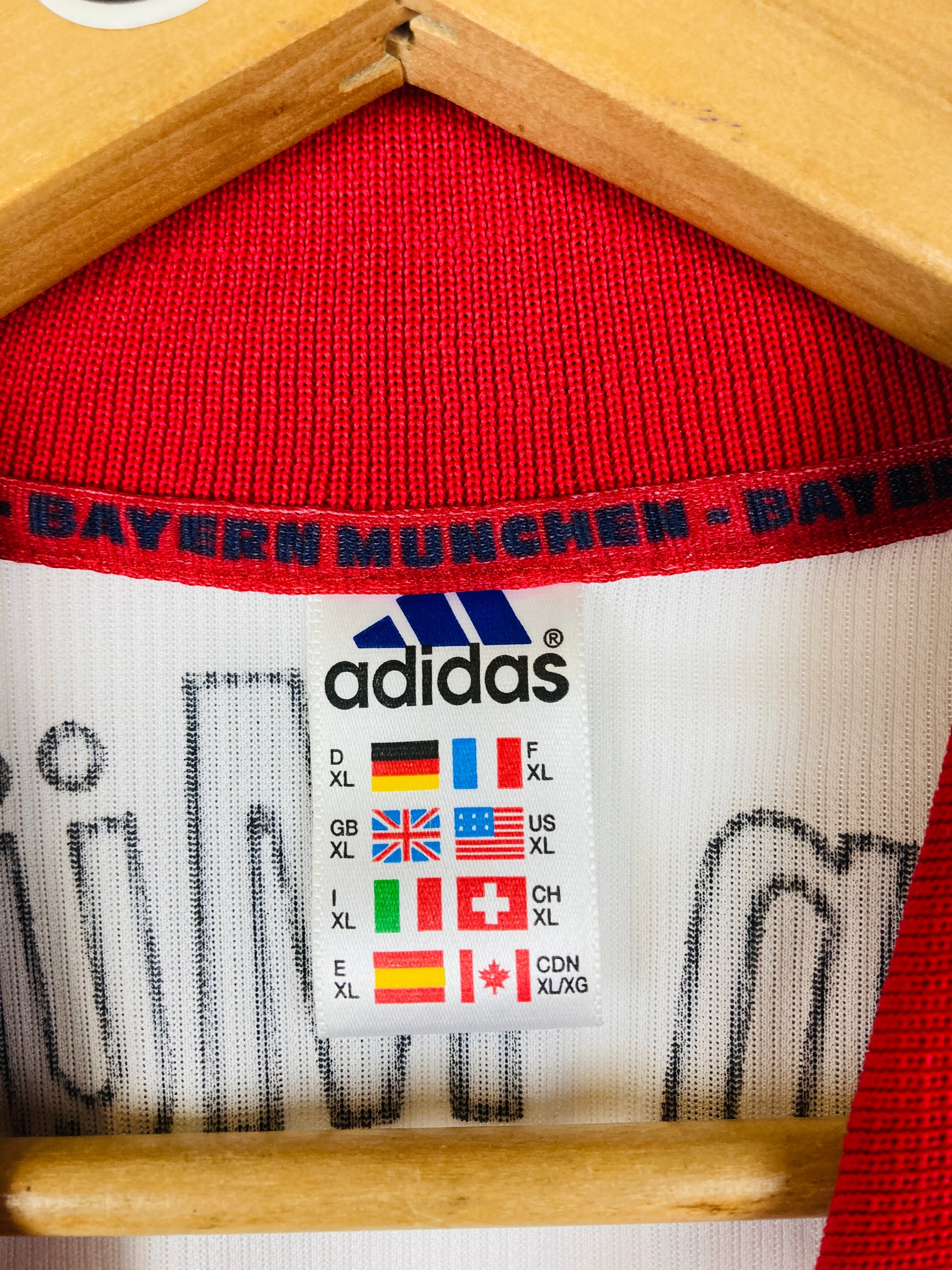 BAYERN MUNICH 1998/2000 AWAY SHIRT