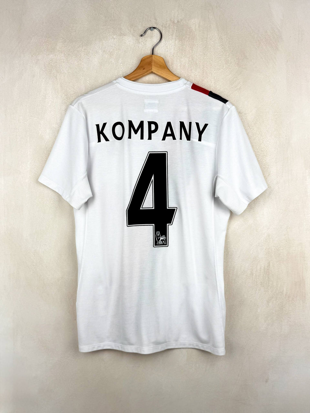 MANCHESTER CITY 2009/2011 THIRD SHIRT #4 KOMPANY [M]