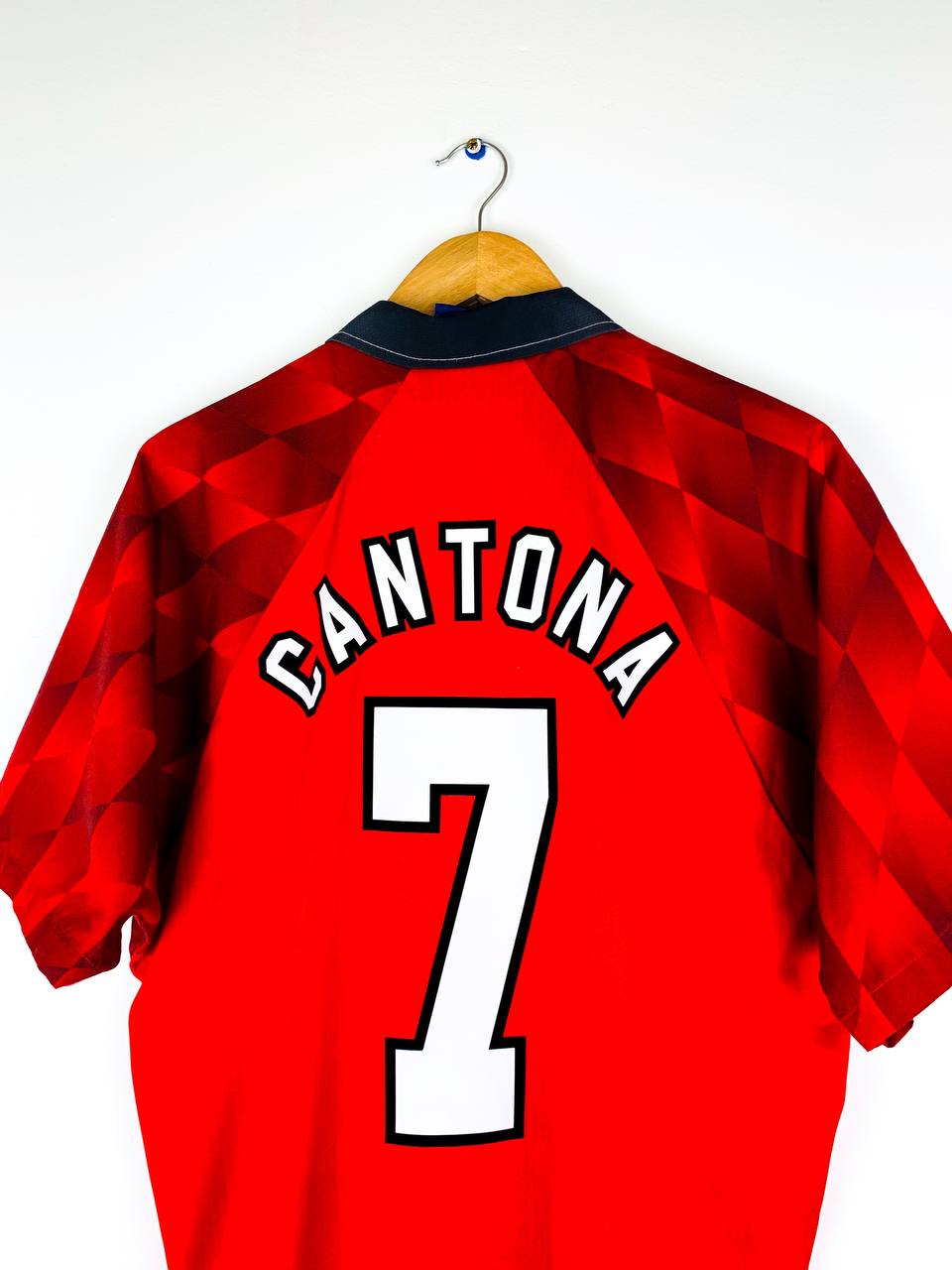 MANCHESTER UNITED 1996/1998 HOME SHIRT #7 CANTONA [L]