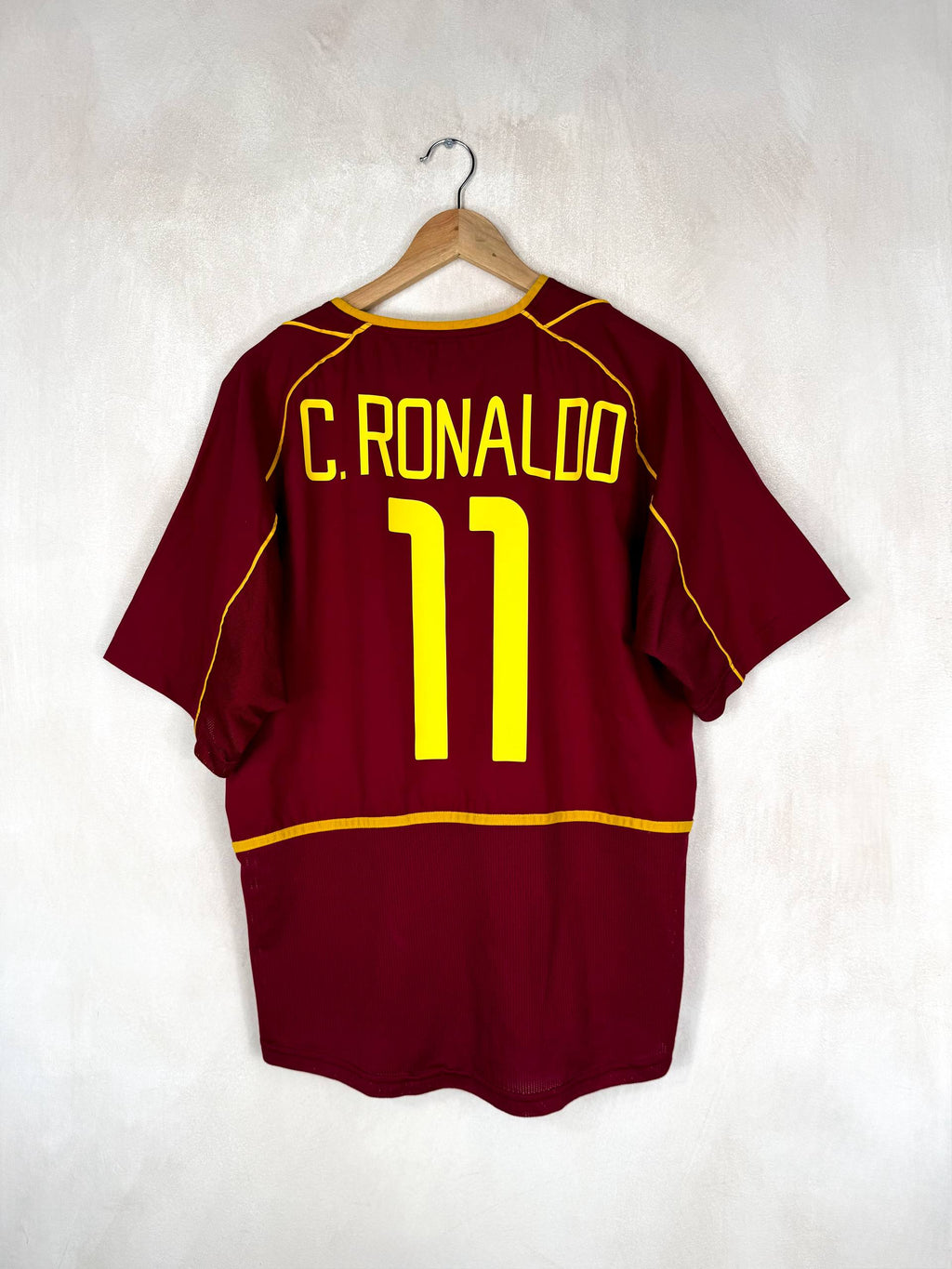 PORTUGAL 2002/2004 HOME SHIRT #11 C.RONALDO [M]