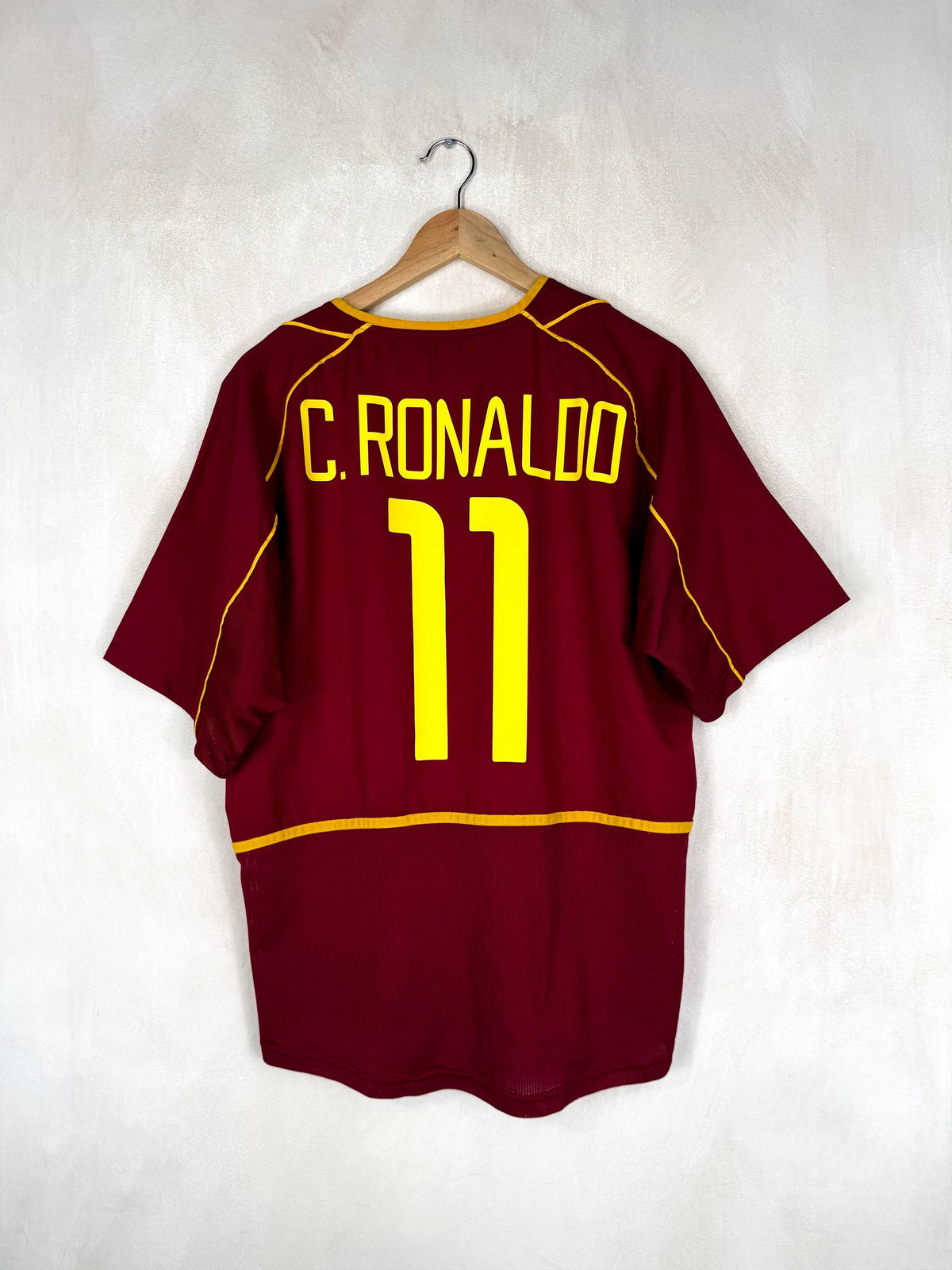 PORTUGAL 2002/2004 HOME SHIRT #11 C.RONALDO [M]