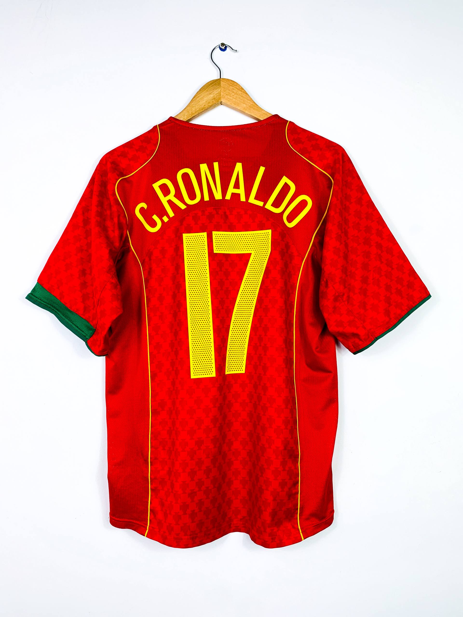 PORTUGAL 2004/2006 HOME SHIRT #17 C.RONALDO [M]