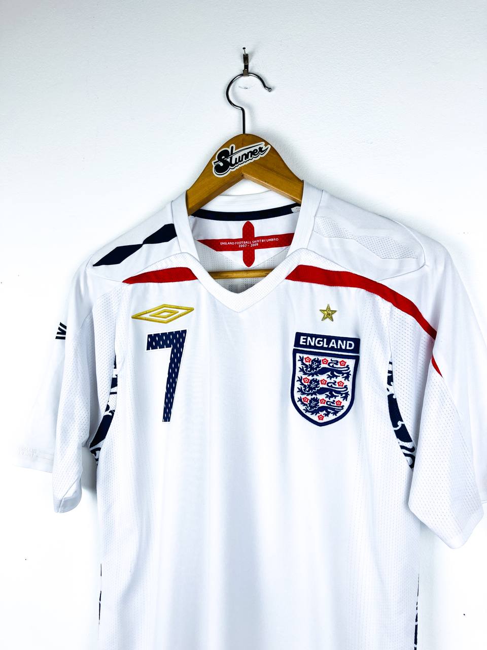 ENGLAND 2007/2009 HOME SHIRT #7 BECKHAM