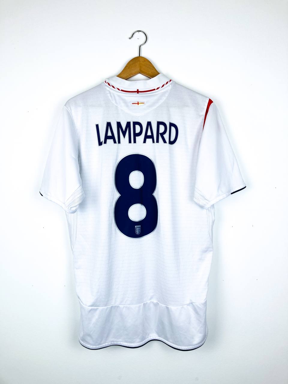 ENGLAND 2005/2007 HOME SHIRT #8 LAMPARD