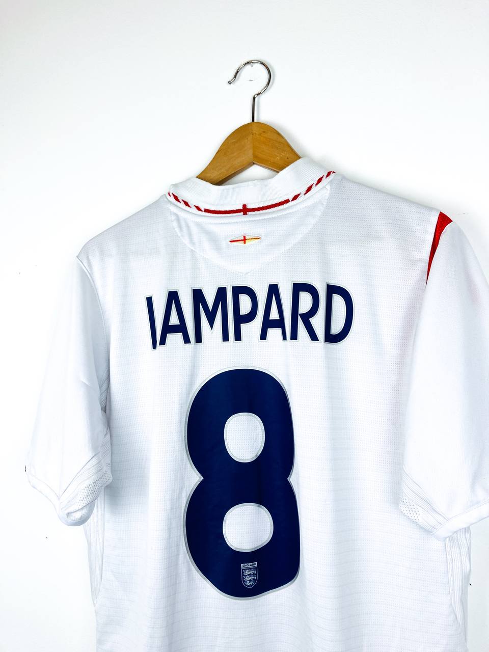 ENGLAND 2005/2007 HOME SHIRT #8 LAMPARD