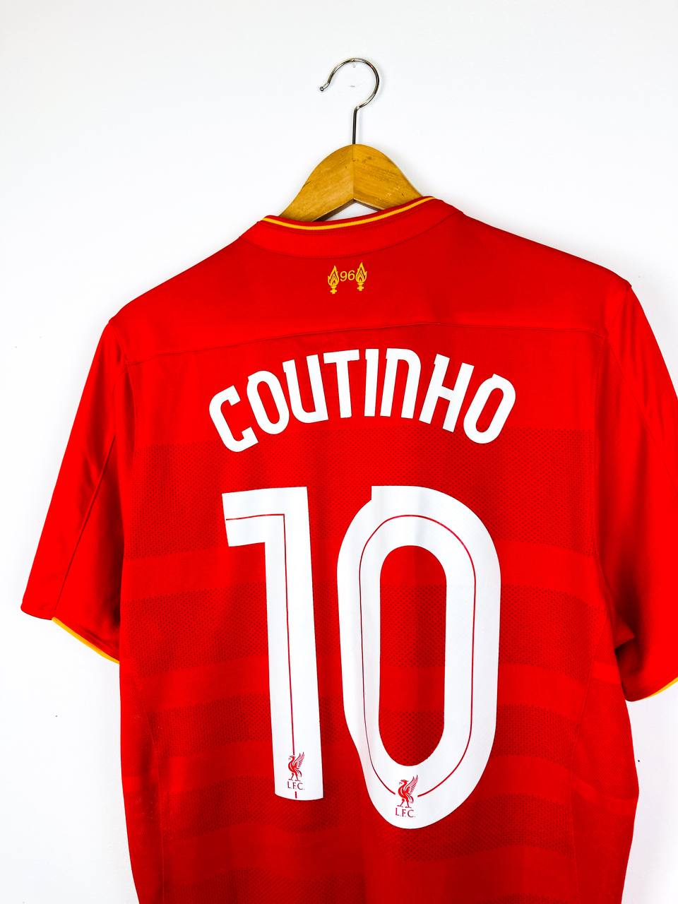 LIVERPOOL 2016/2017 HOME SHIRT #10 COUTINHO