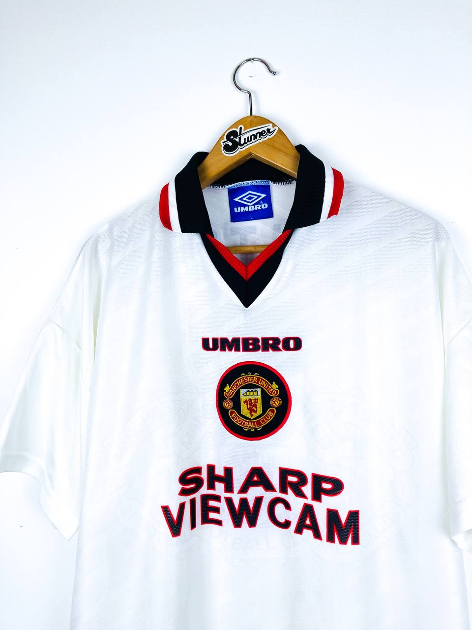 MANCHESTER UNITED 1996/1997 AWAY SHIRT #7 CANTONA
