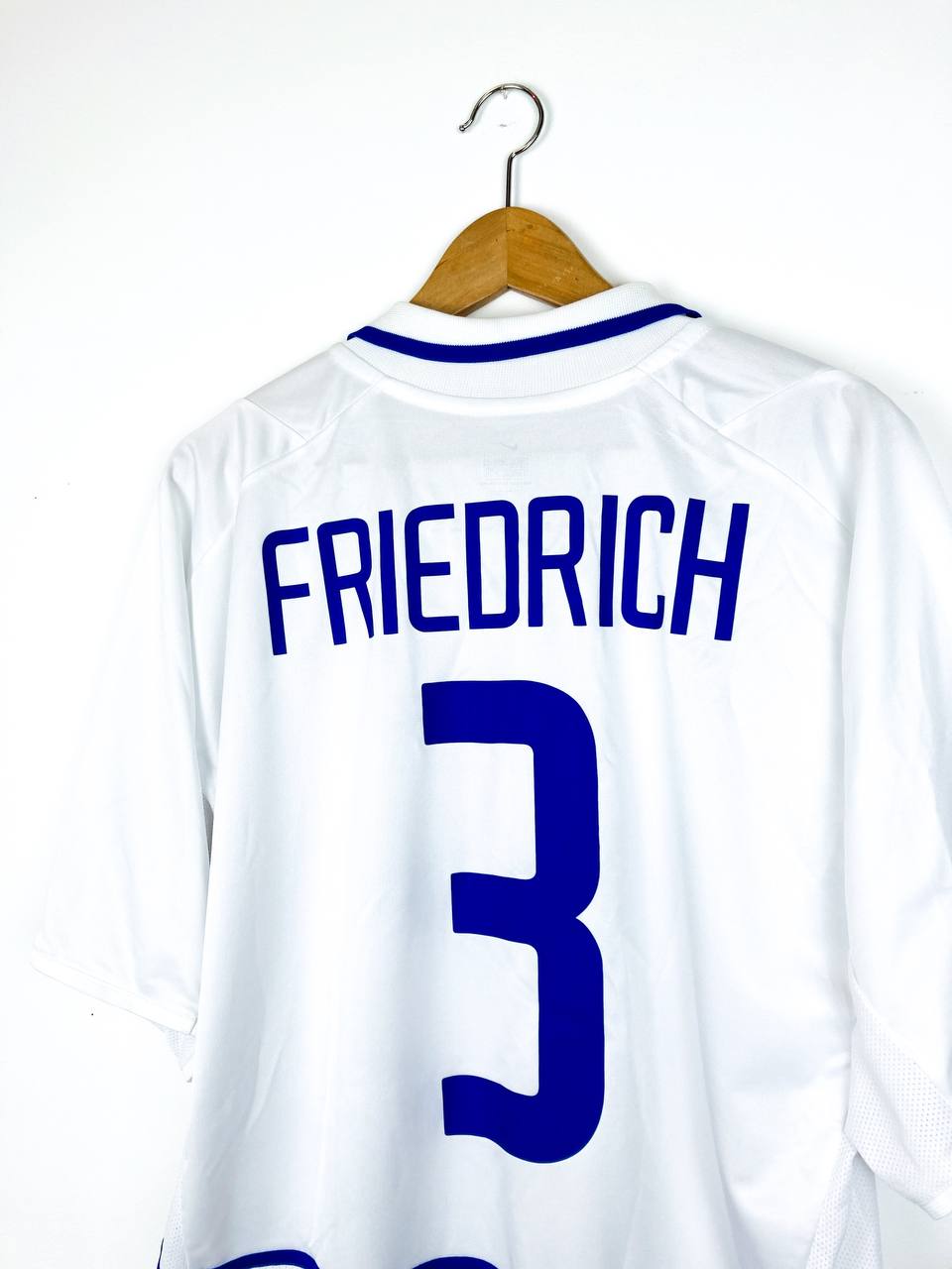 HERTHA BSC BERLIN 2002/2004 AWAY SHIRT