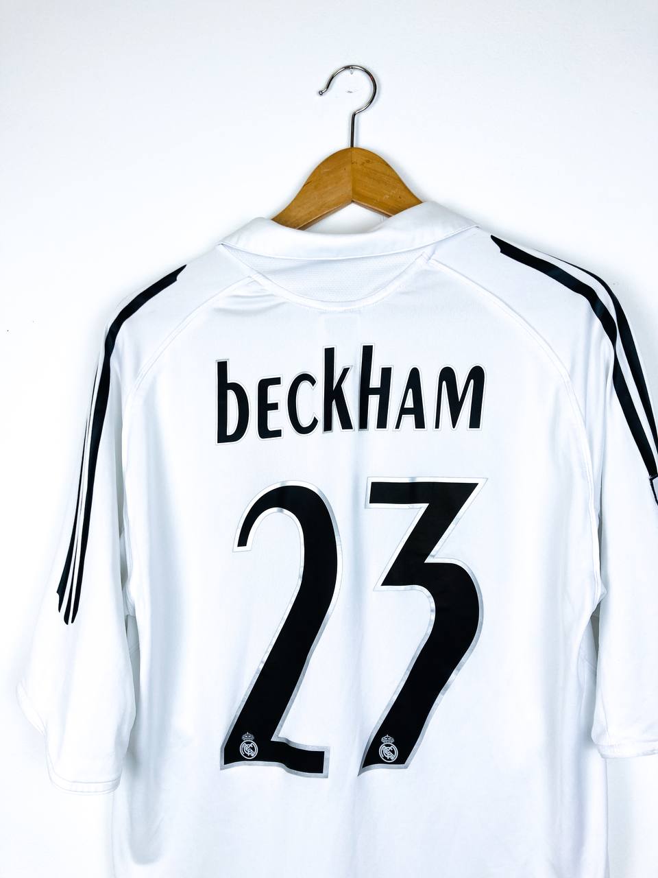 REAL MADRID 2005/2006 HOME SHIRT #23 BECKHAM