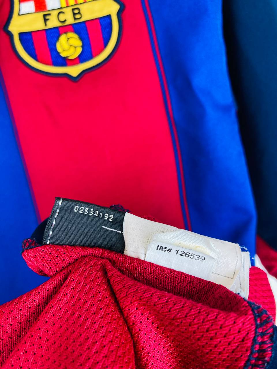 BARCELONA 2003/2004 HOME SHIRT #10 RONALDINHO