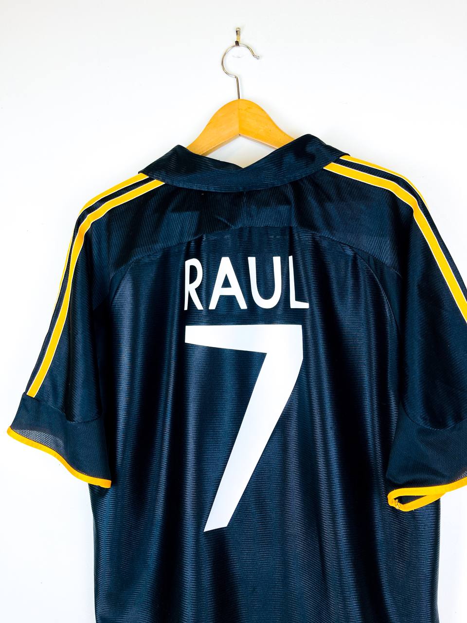 REAL MADRID 1999/2001 AWAY SHIRT #7 RAUL