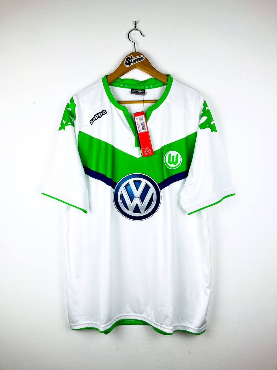 VFL WOLFSBURG 2015/2016 HOME FOOTBALL SHIRT [BNWT]