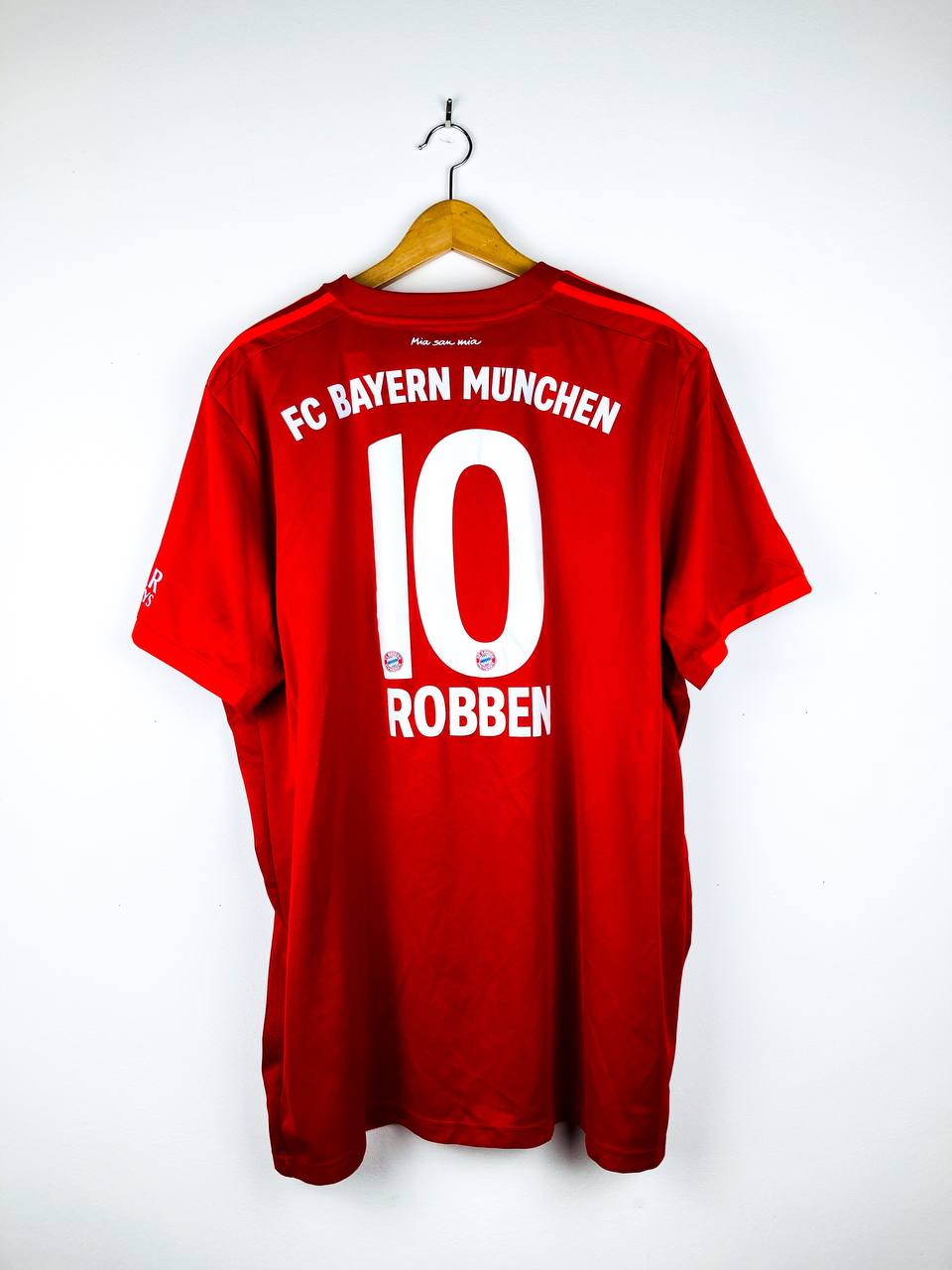 BAYERN MUNICH 2019/2020 HOME SHIRT #10 ROBBEN