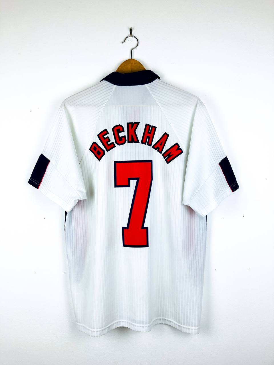 ENGLAND 1997/1999 HOME SHIRT #7 BECKHAM