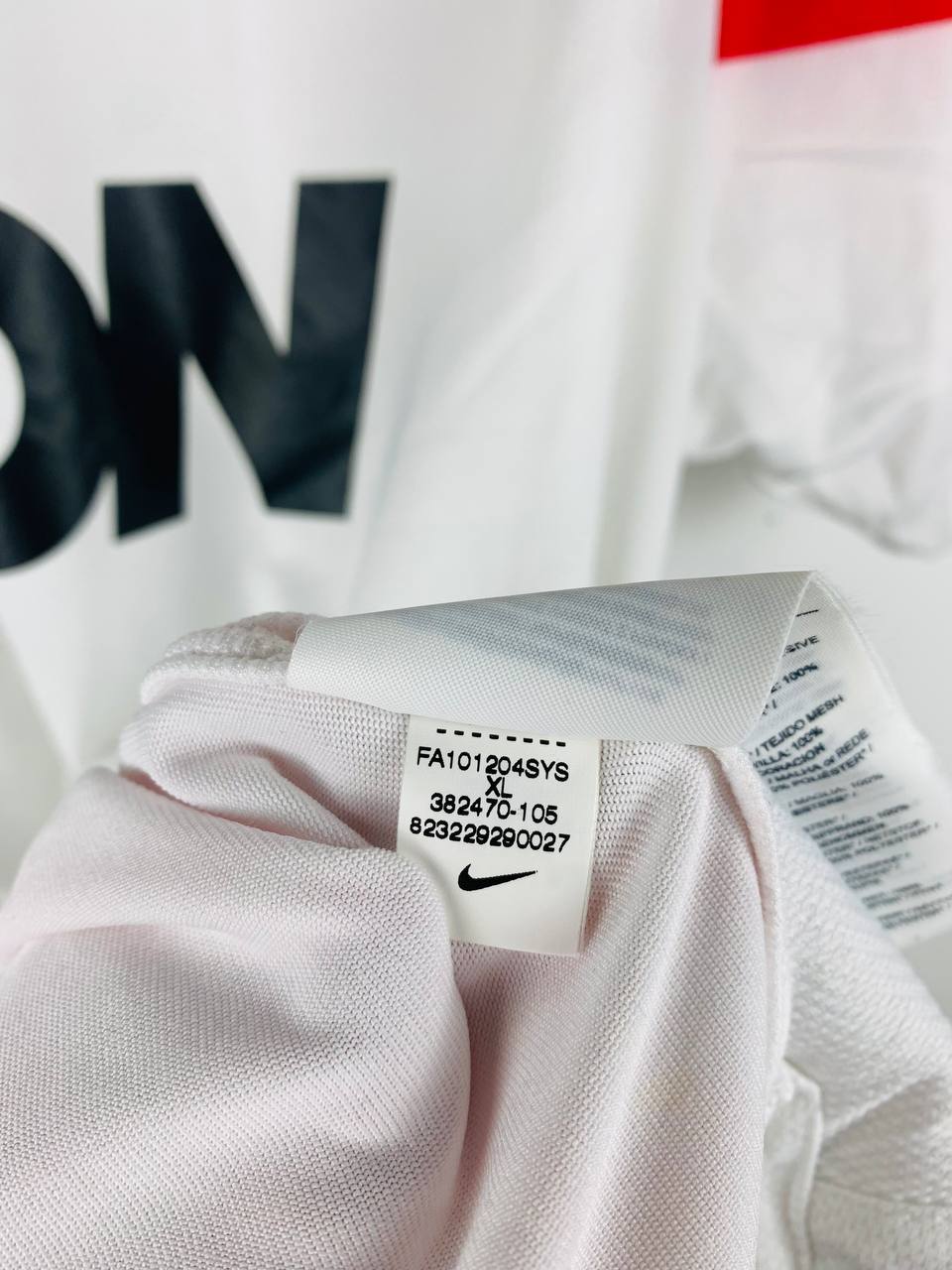 MANCHESTER UNITED 2010/2012 AWAY SHIRT #14 CHICHARITO