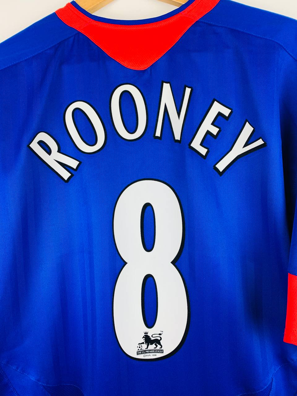 MANCHESTER UNITED 2005/2006 AWAY SHIRT #8 ROONEY