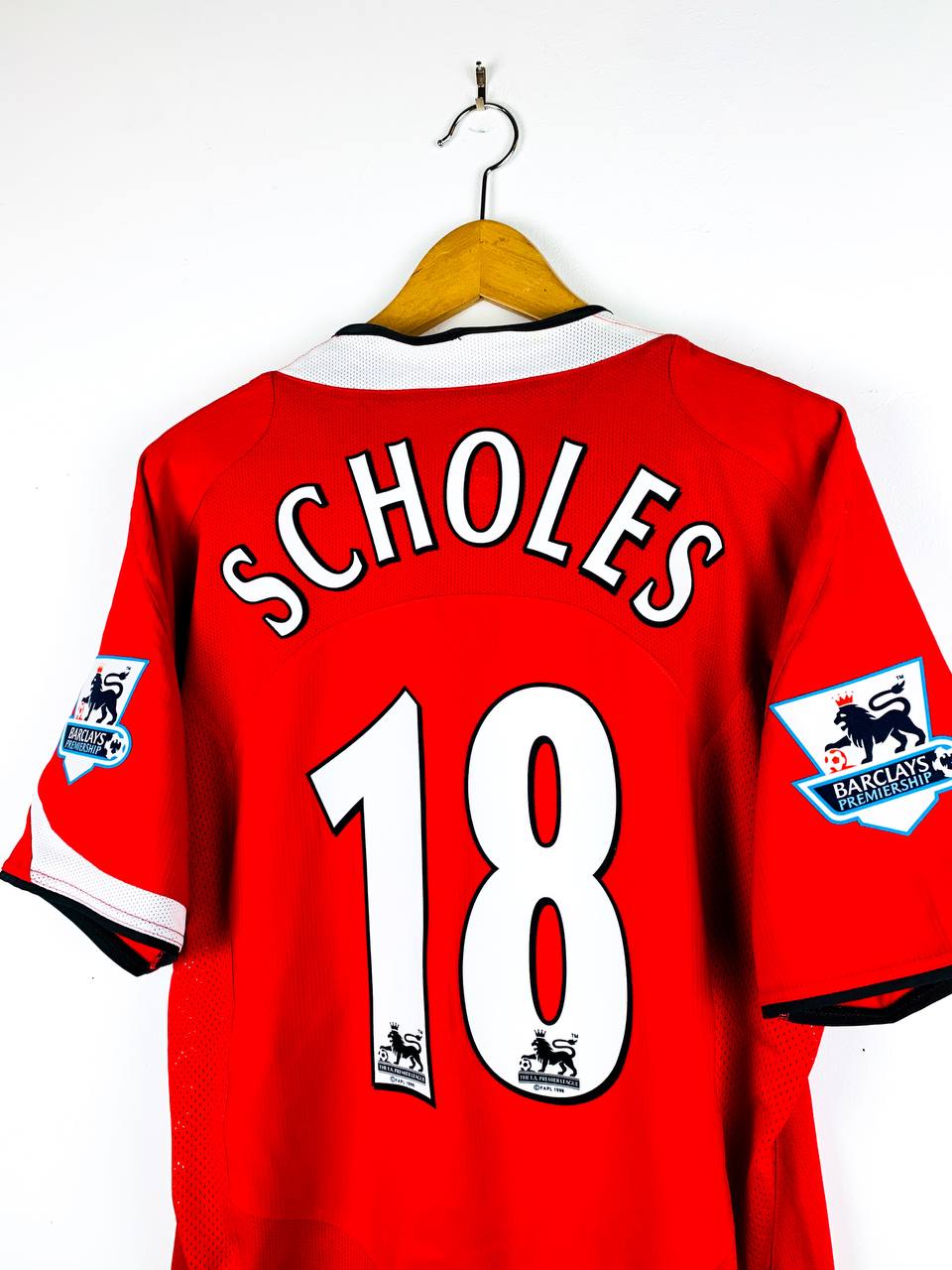 MANCHESTER UNITED 2004/2006 HOME SHIRT #18 SCHOLES
