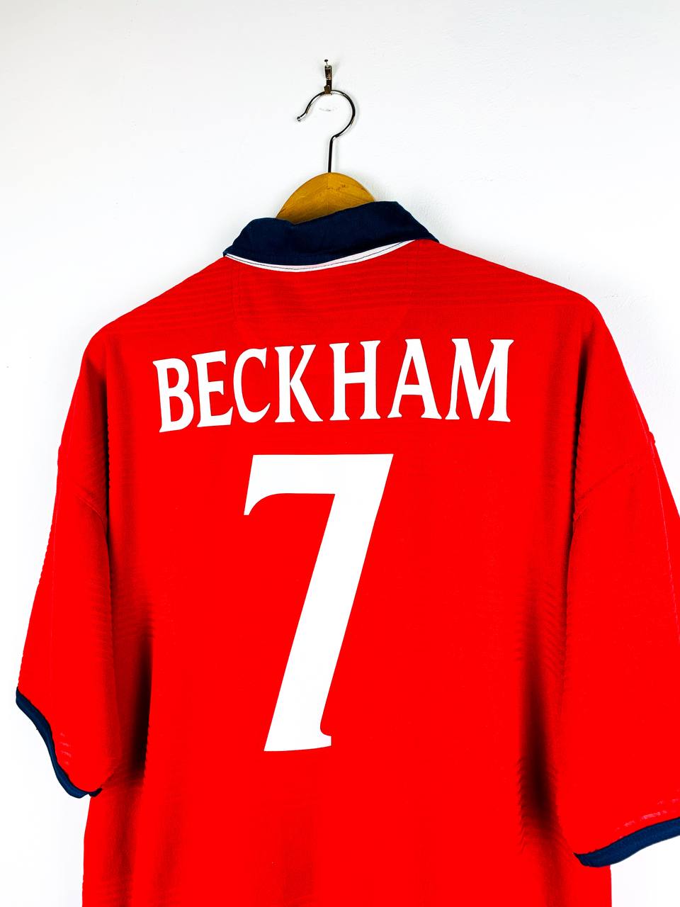 ENGLAND 1999/2001 AWAY SHIRT #7 BECKHAM