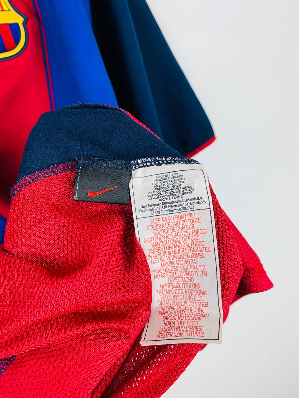 BARCELONA 2003/2004 HOME SHIRT #10 RONALDINHO