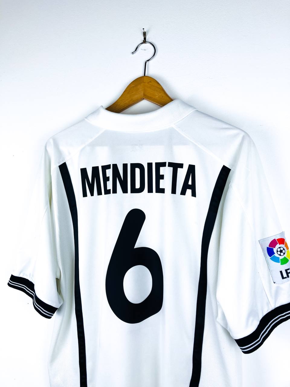 VALENCIA 2000/2001 HOME SHIRT #6 MENDIETA
