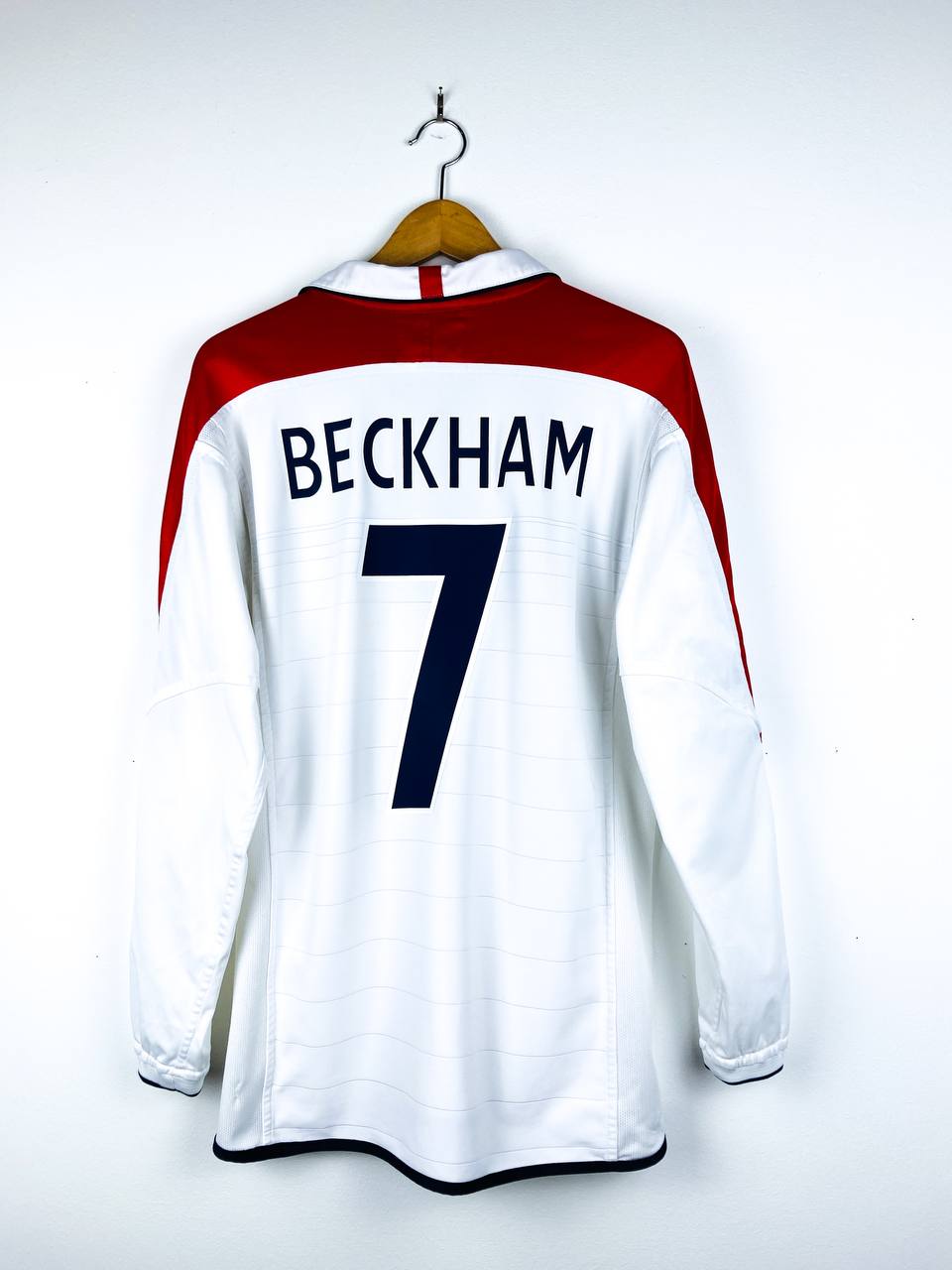 ENGLAND 2003/2005 HOME SHIRT #7 BECKHAM [L/S]