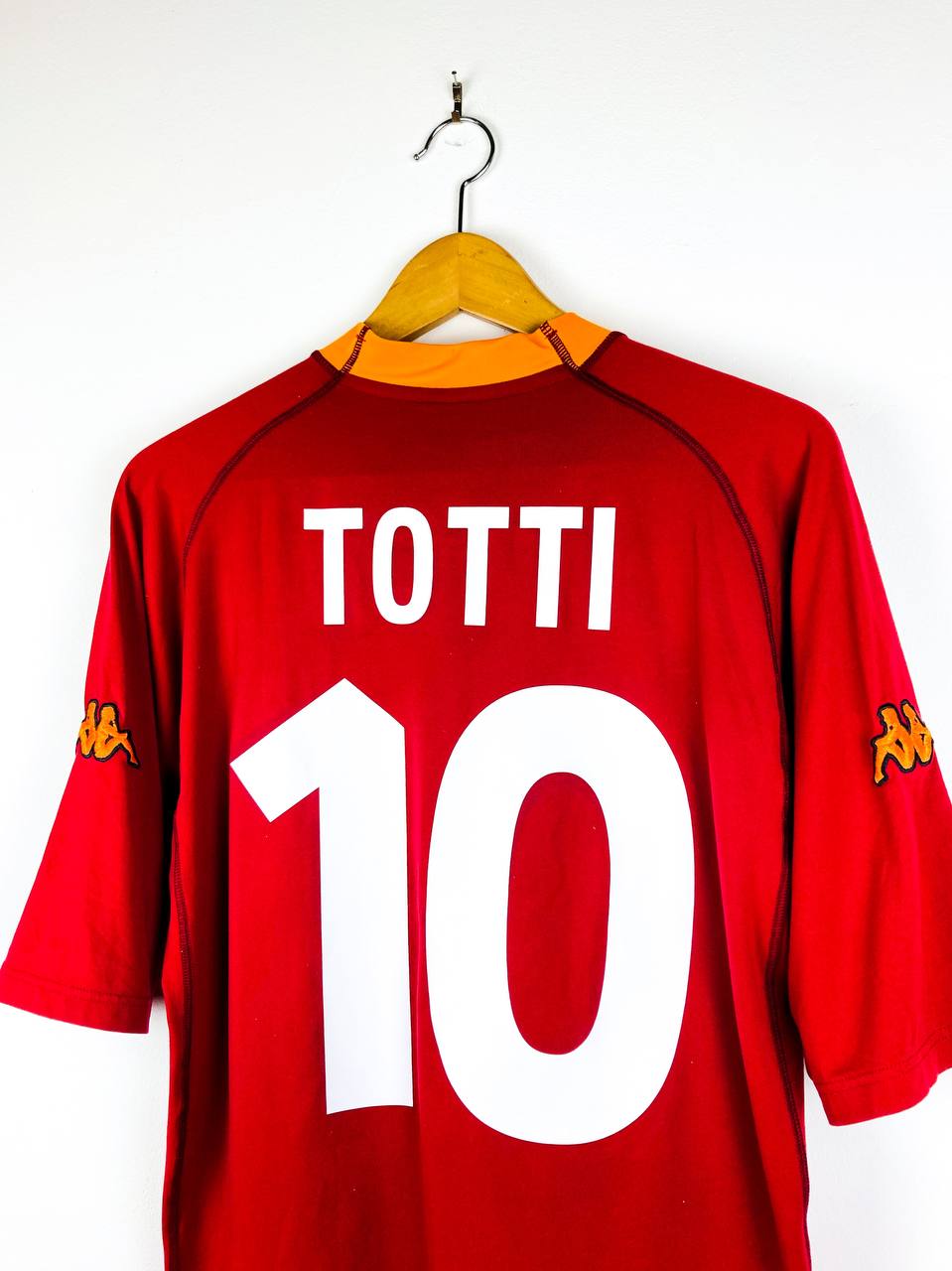 AS ROMA 2000/2001 HOME SHIRT #10 TOTTI