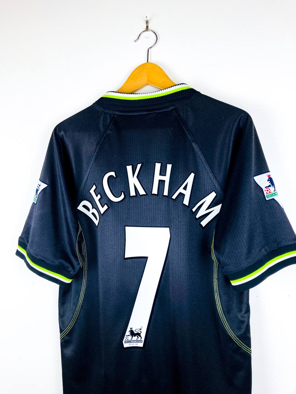 MANCHESTER UNITED 1998/1999 THIRD SHIRT #7 BECKHAM