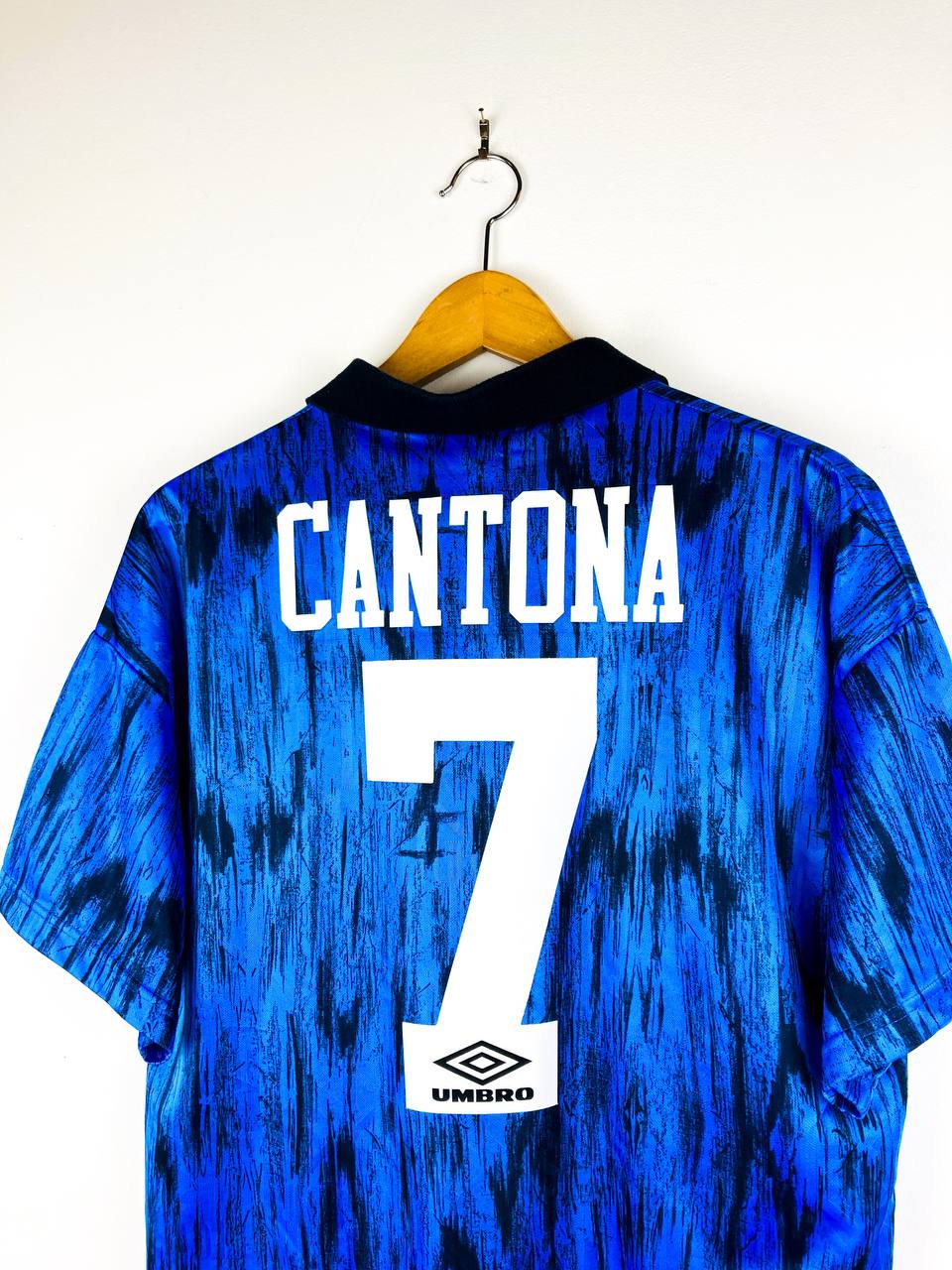 MANCHESTER UNITED 1992/1994 AWAY SHIRT #7 CANTONA [M]