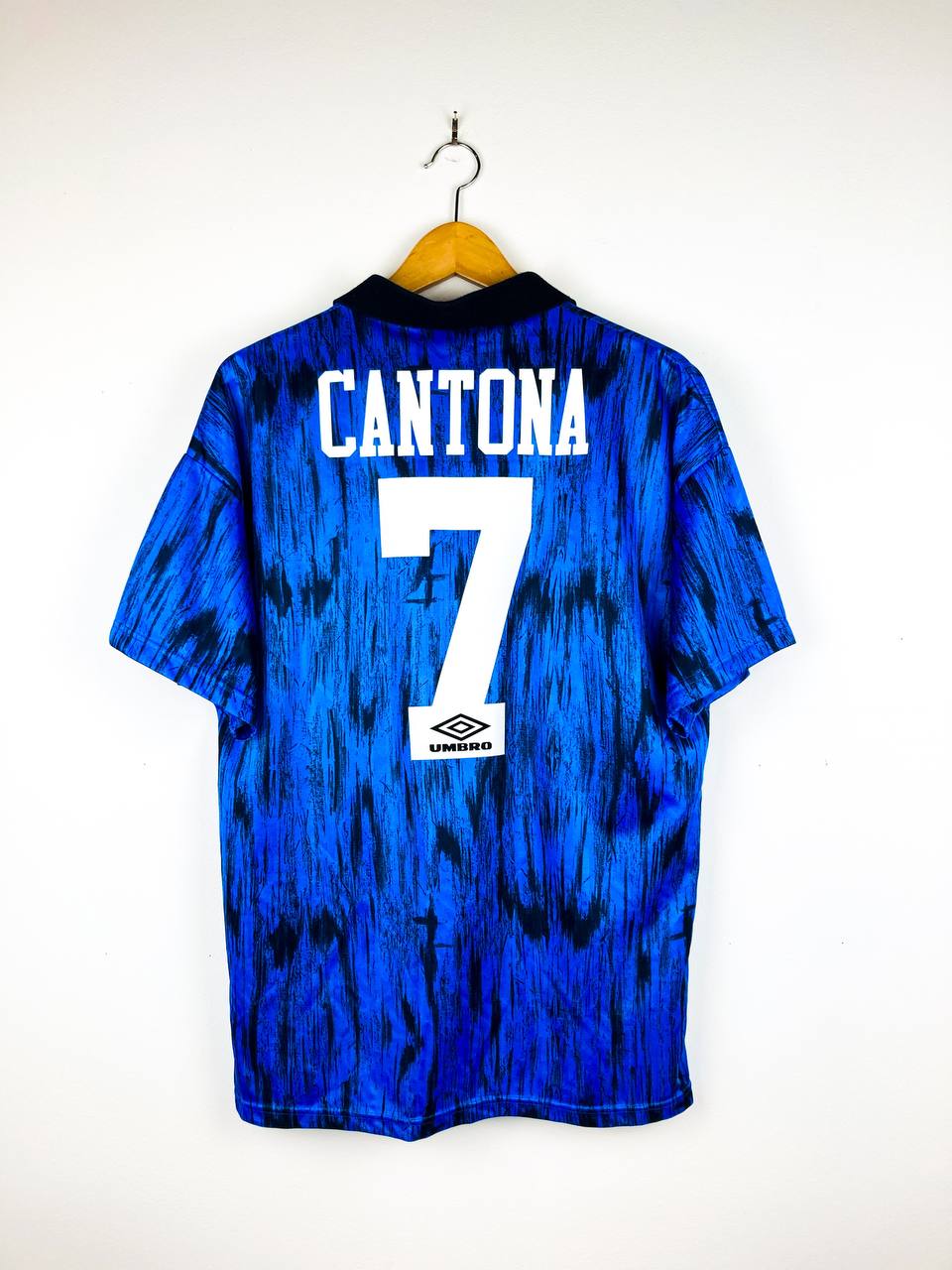 MANCHESTER UNITED 1992/1994 AWAY SHIRT #7 CANTONA [M]