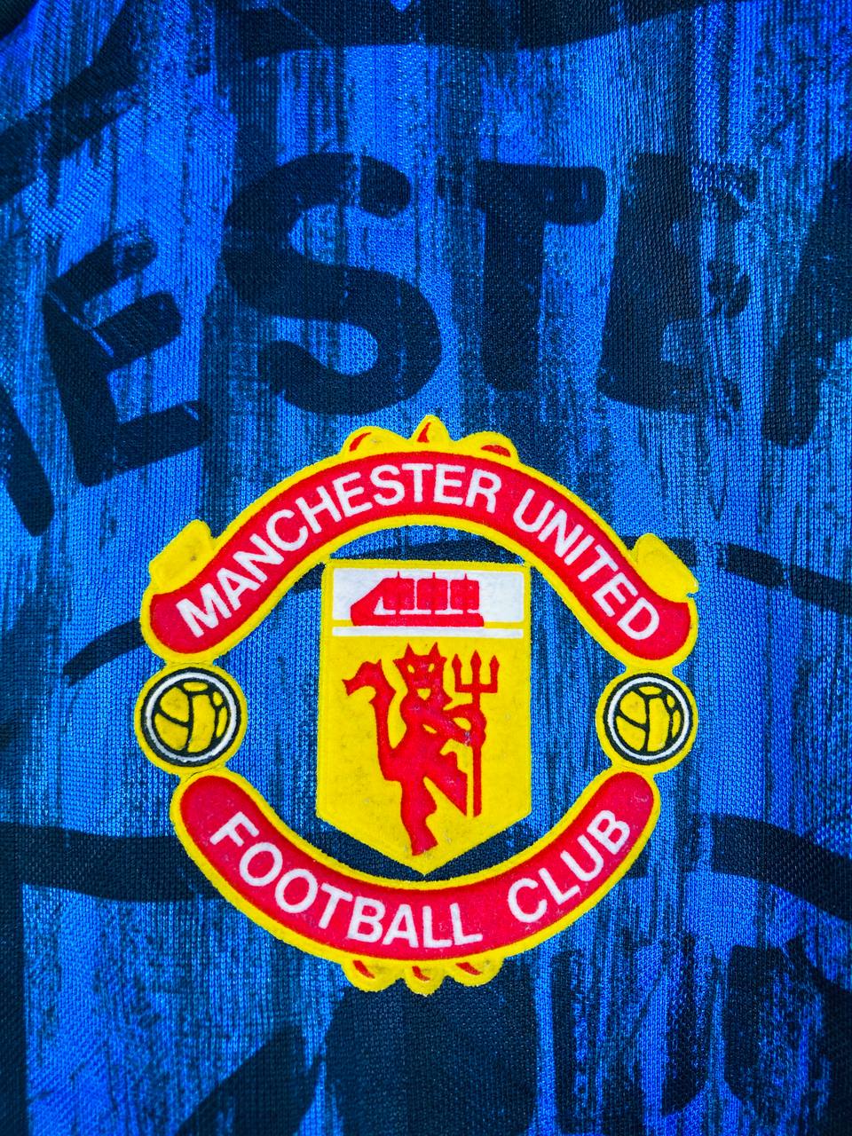 MANCHESTER UNITED 1992/1994 AWAY SHIRT #7 CANTONA [M]