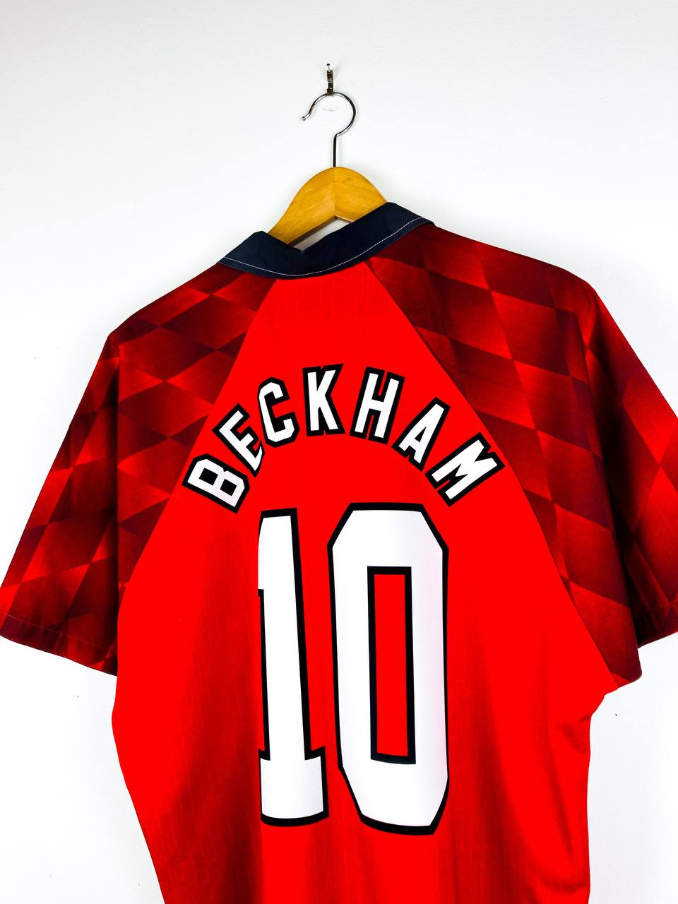 MANCHESTER UNITED 1996/1998 HOME SHIRT #10 BECKHAM [L]