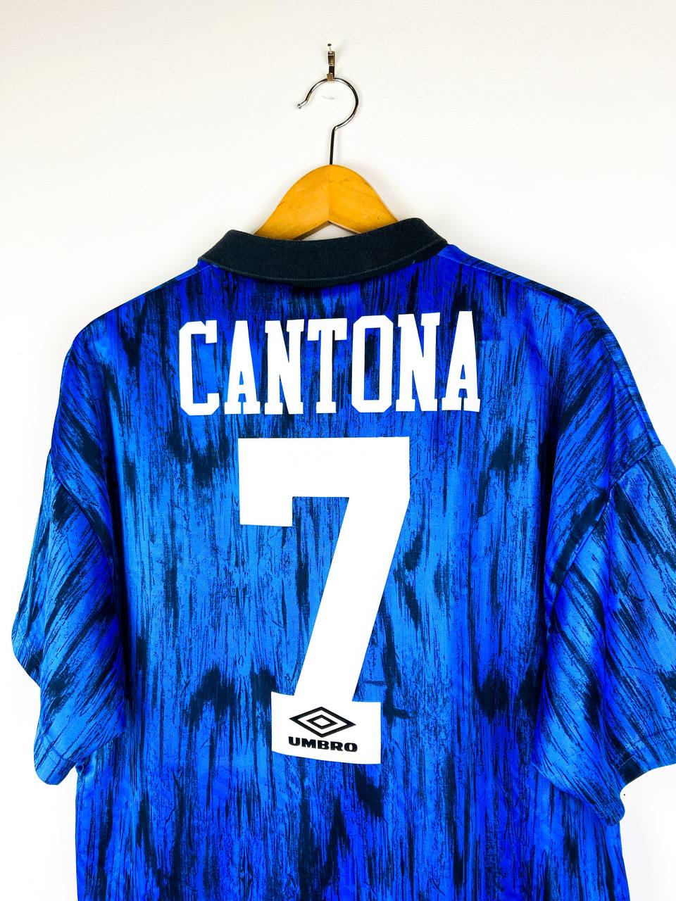 MANCHESTER UNITED 1992/1994 AWAY SHIRT #7 CANTONA [L]