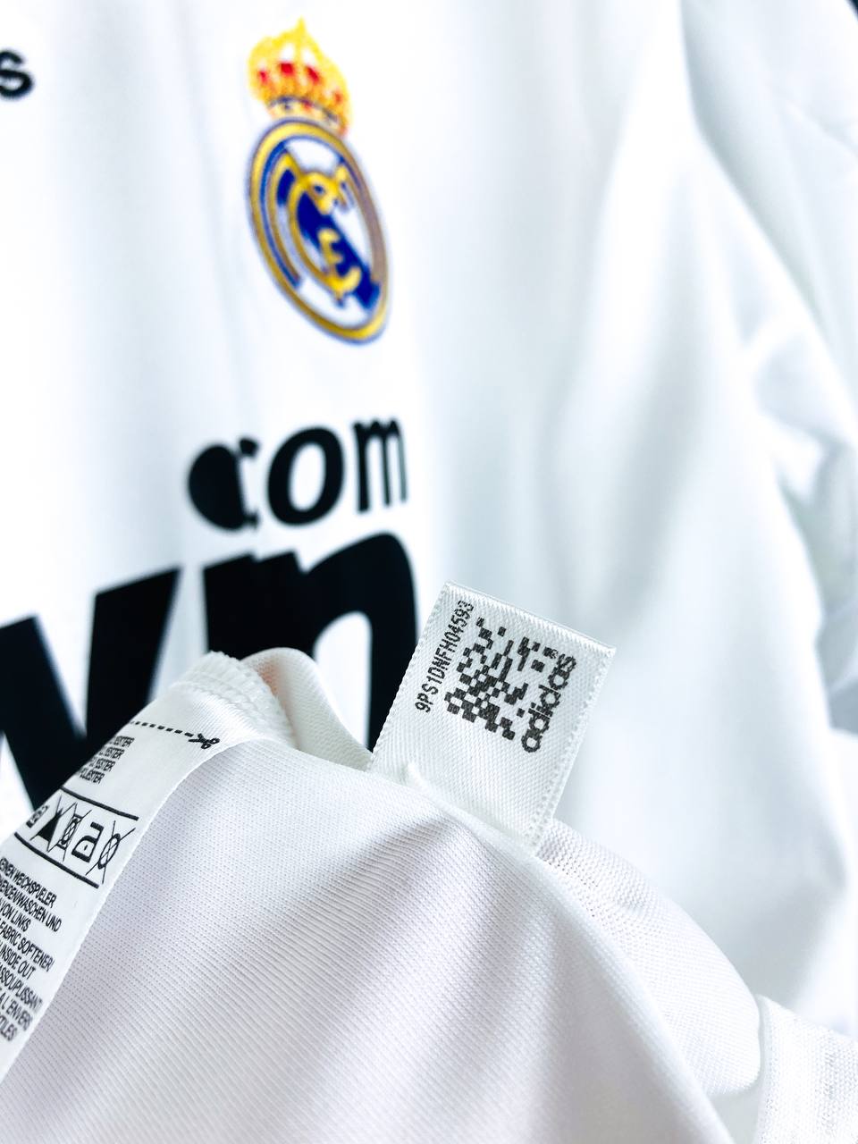 REAL MADRID 2008/2009 HOME SHIRT #23 SNEIJDER