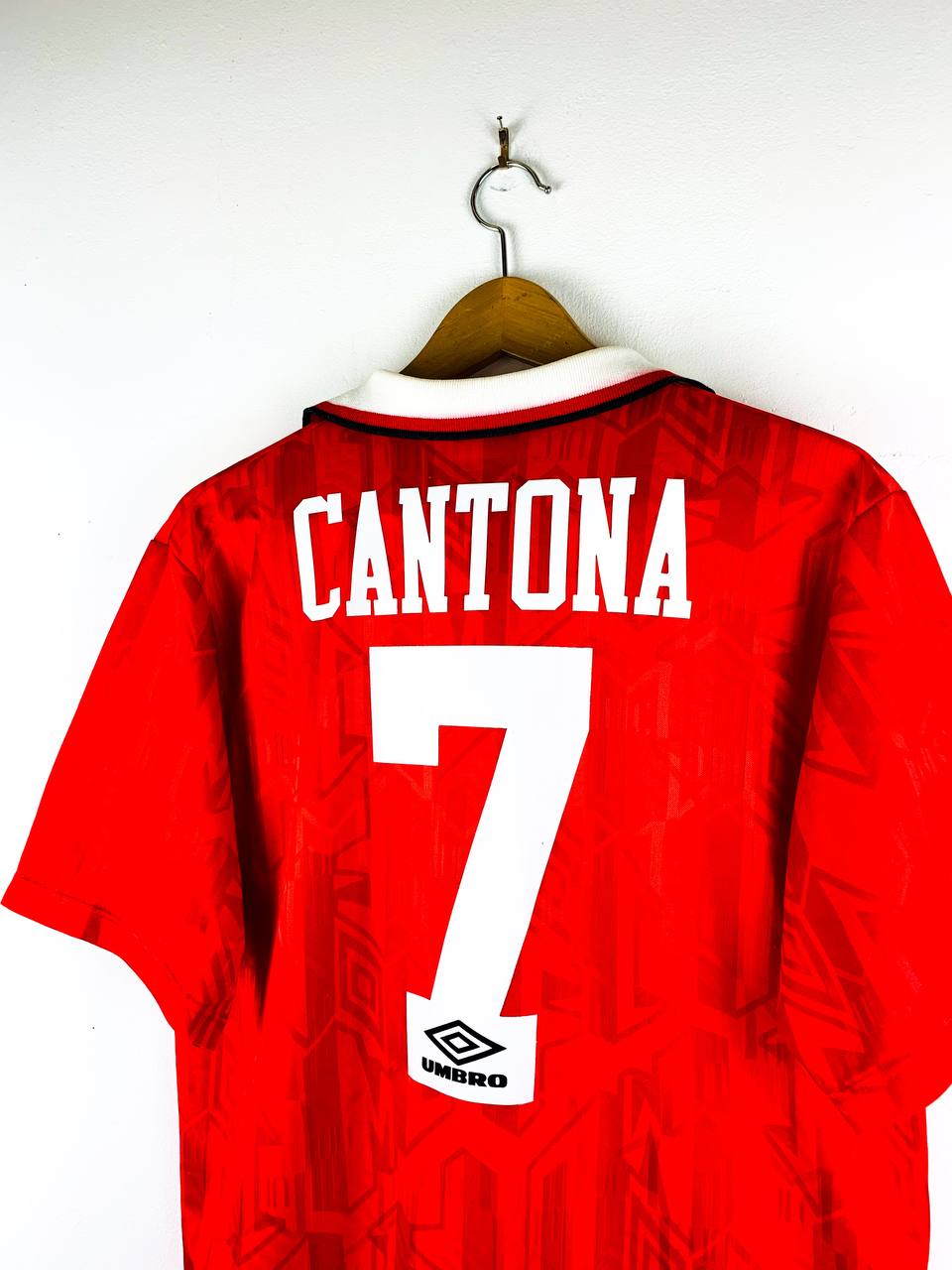 MANCHESTER UNITED 1992/1994 HOME SHIRT #7 CANTONA [M]