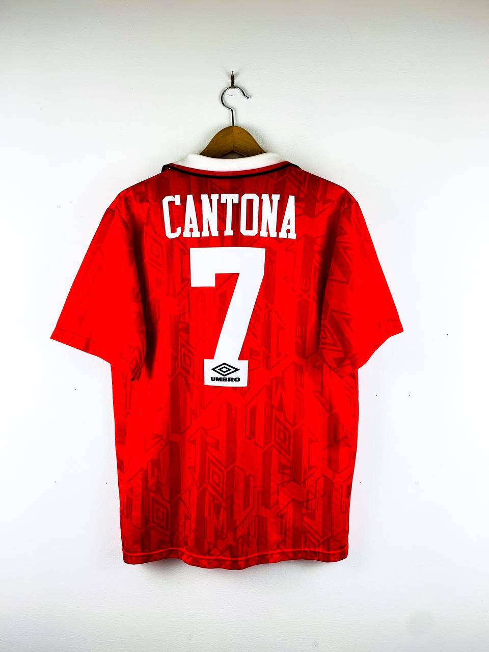 MANCHESTER UNITED 1992/1994 HOME SHIRT #7 CANTONA [M]