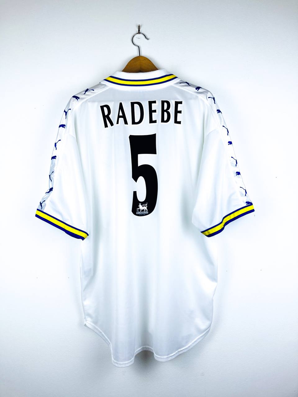 LEEDS UNITED 1998/2000 HOME SHIRT #5 RADEBE
