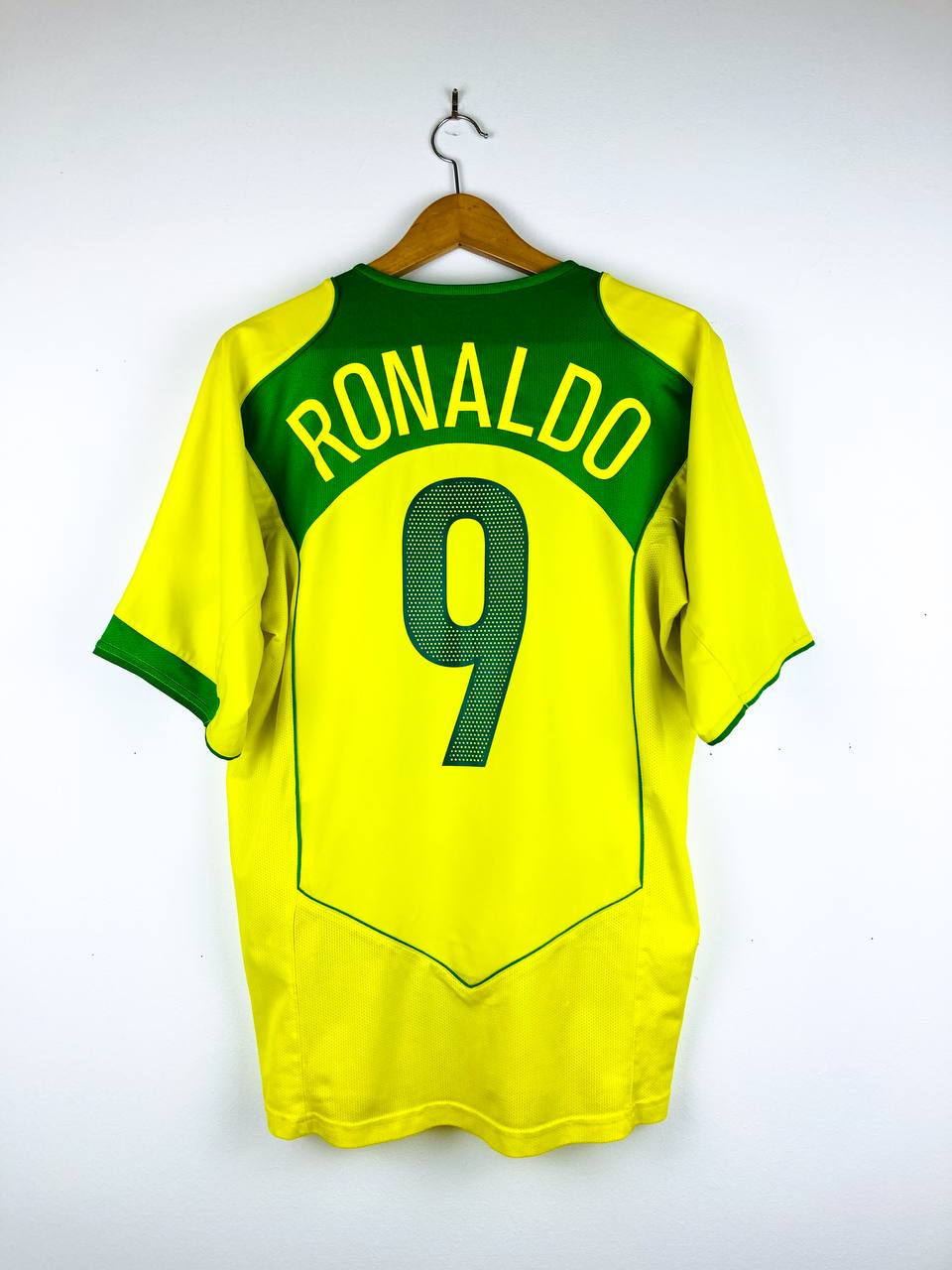 BRAZIL 2004/2006 HOME SHIRT #9 RONALDO