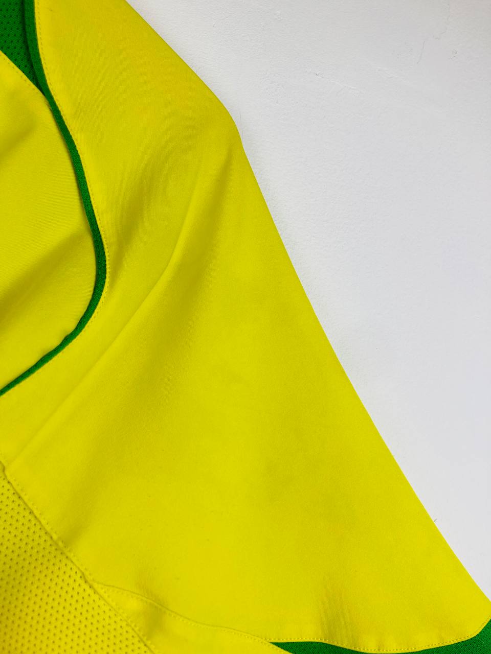 BRAZIL 2004/2006 HOME SHIRT #9 RONALDO