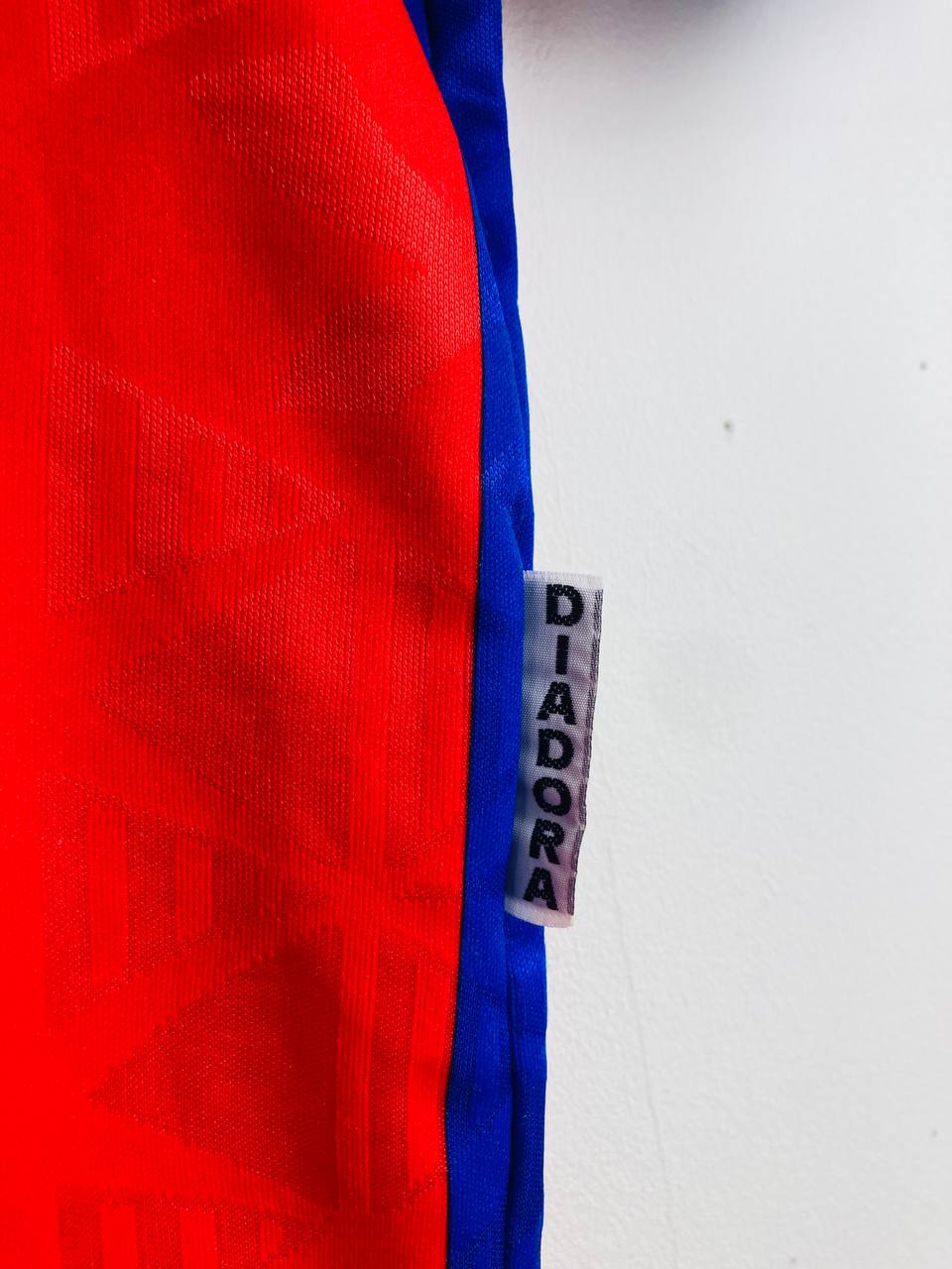 HAJDUK SPLIT 1996/1998 AWAY SHIRT