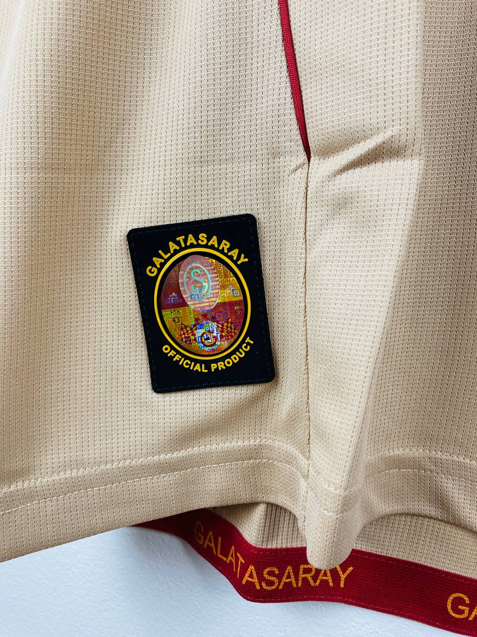 GALATASARAY 2010/2011 AWAY SHIRT [BNWT]