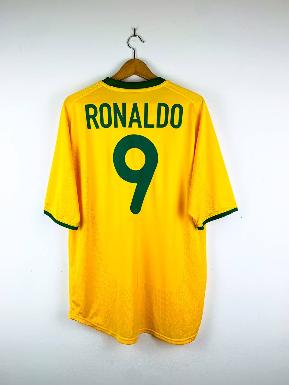 BRAZIL 2000/2002 HOME SHIRT #9 RONALDO