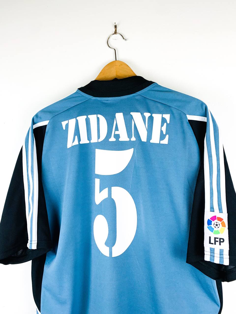 REAL MADRID 2001/2002 THIRD SHIRT #5 ZIDANE