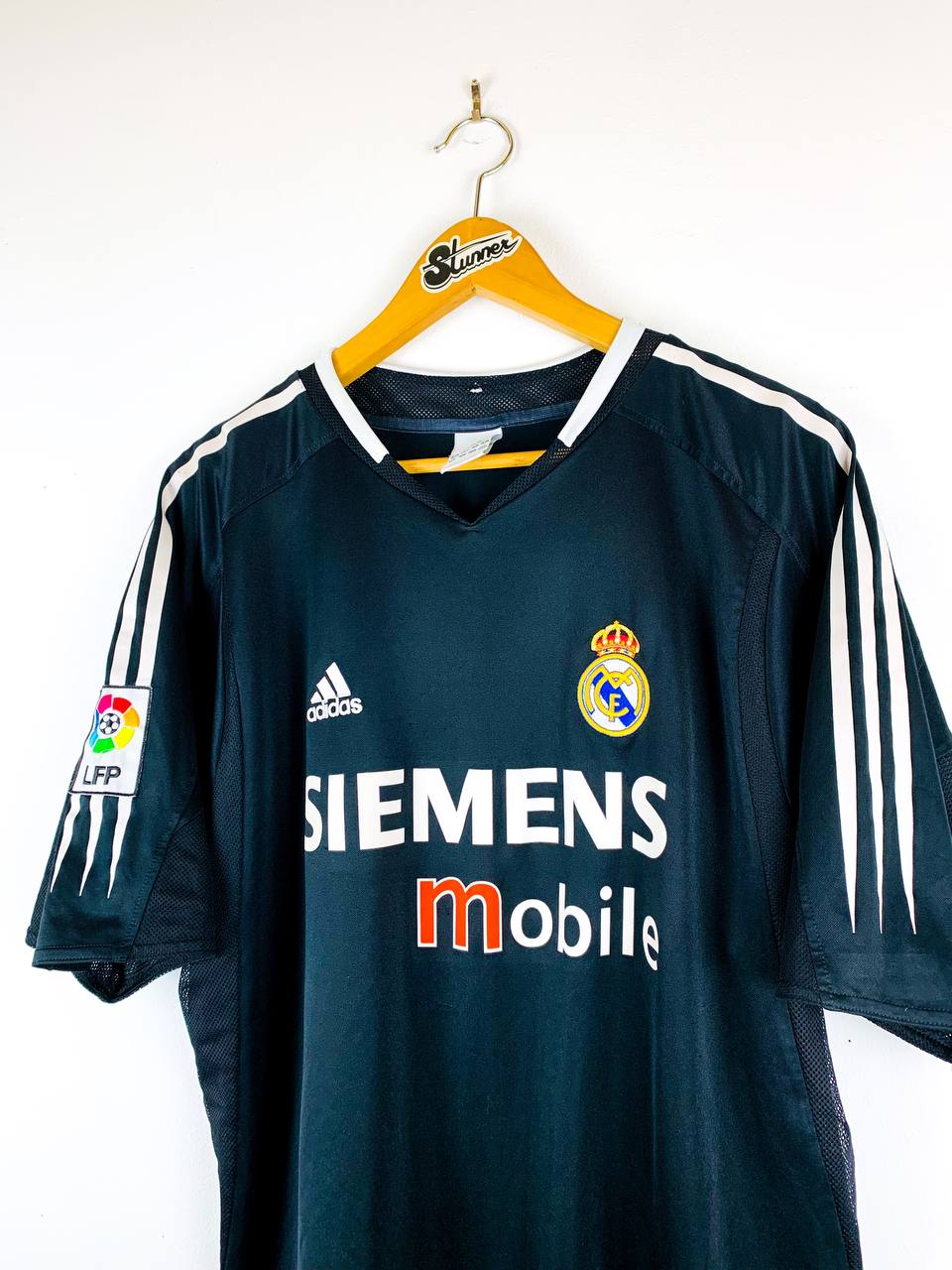REAL MADRID 2004/2005 AWAY SHIRT #23 BECKHAM