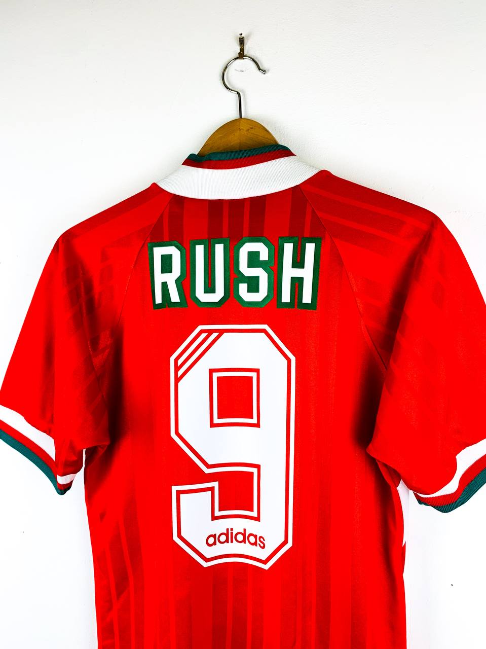 LIVERPOOL 1993/1995 HOME SHIRT #9 RUSH