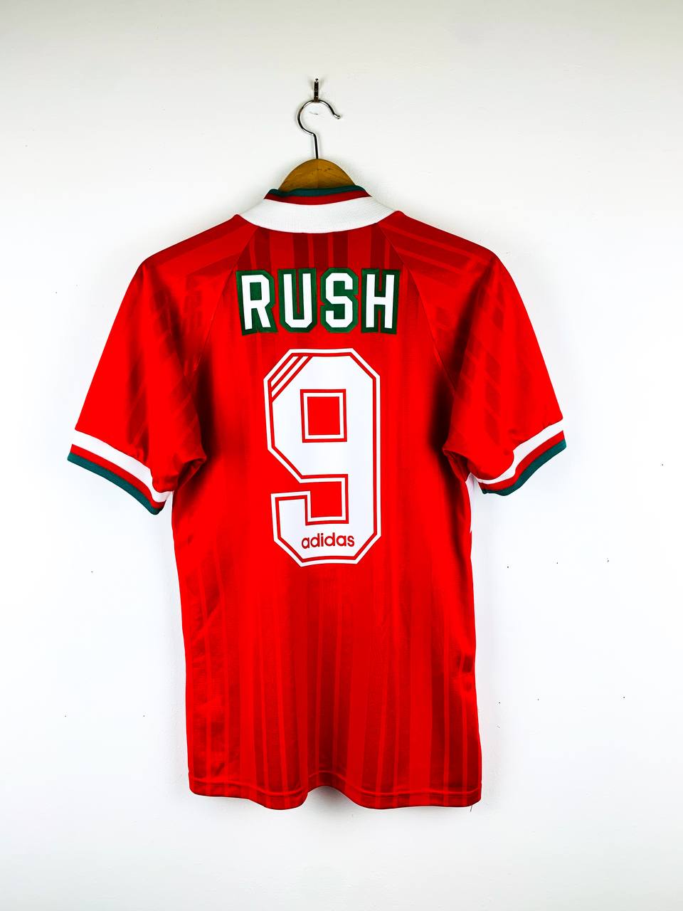 LIVERPOOL 1993/1995 HOME SHIRT #9 RUSH