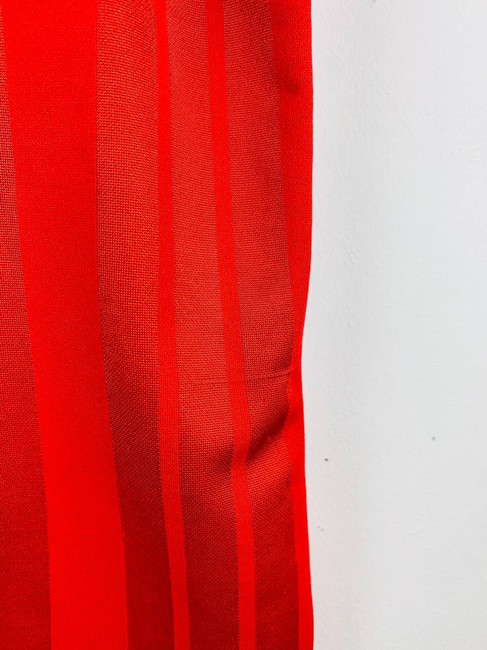 LIVERPOOL 1993/1995 HOME SHIRT #9 RUSH