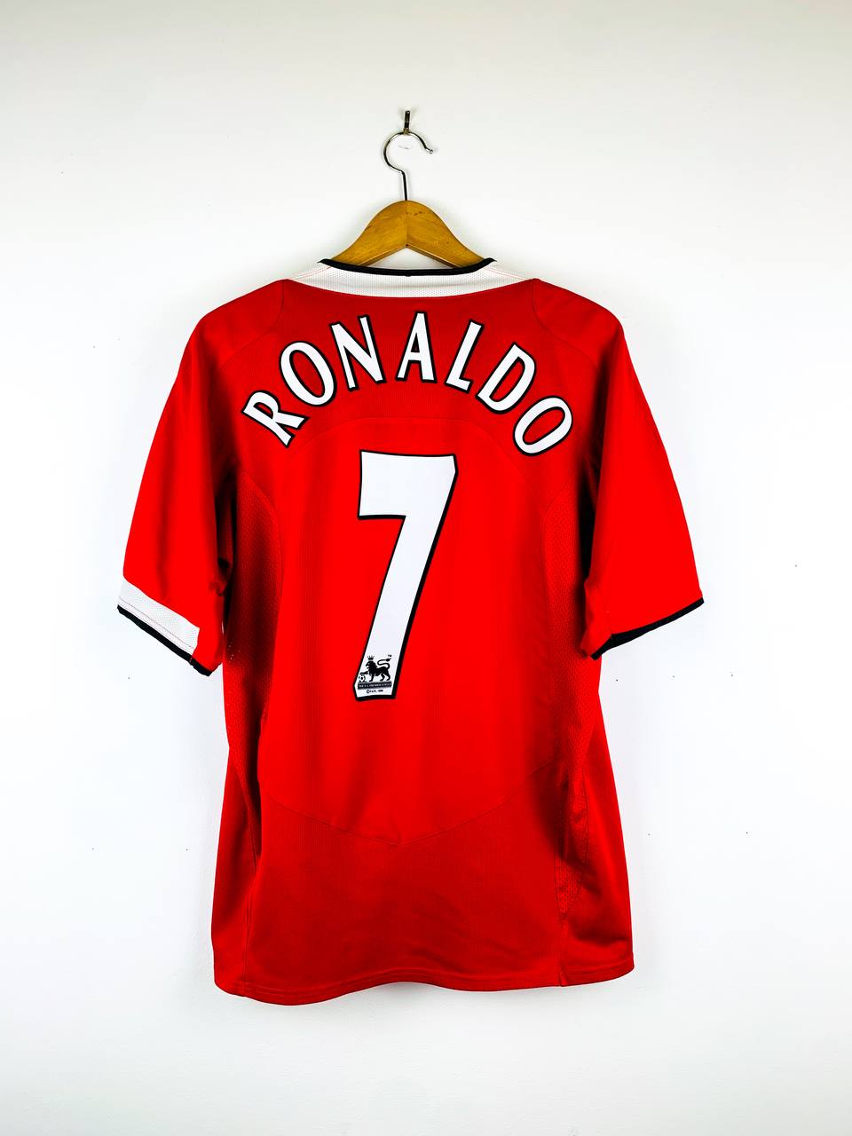 MANCHESTER UNITED 2004/2006 HOME SHIRT #7 RONALDO [L]